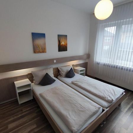 Gaestehaus Am Bahnhof, Self-Check-In 베크타 외부 사진